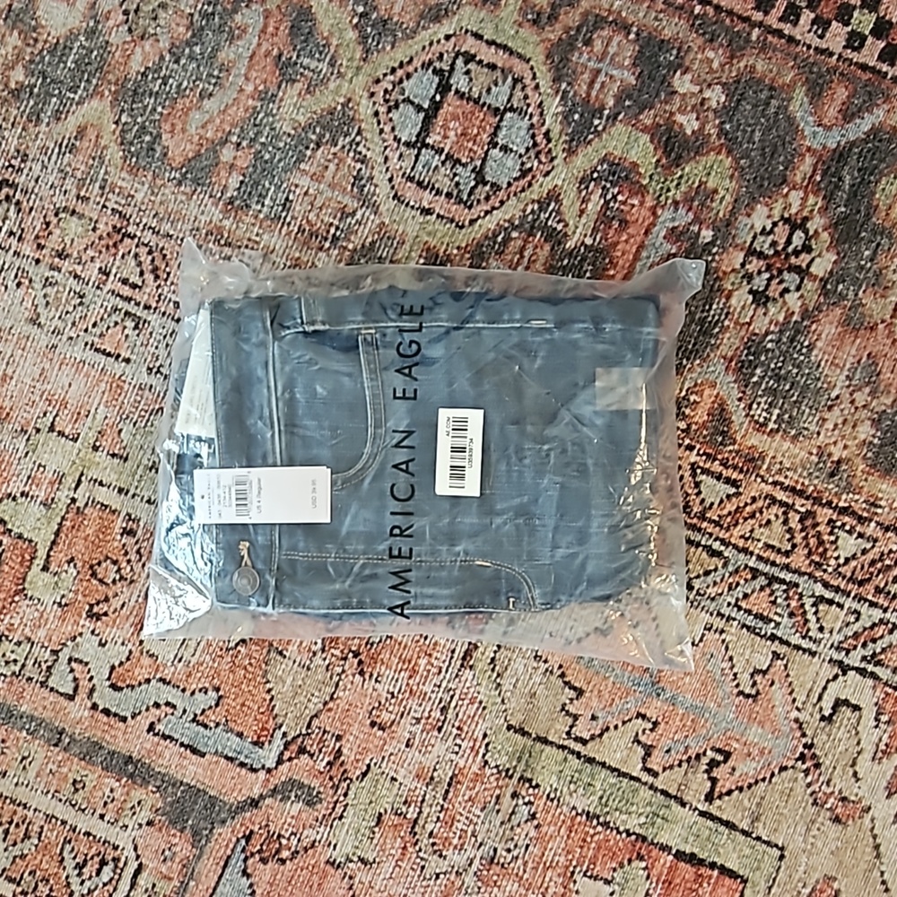American Eagle skinny Jean size 4.